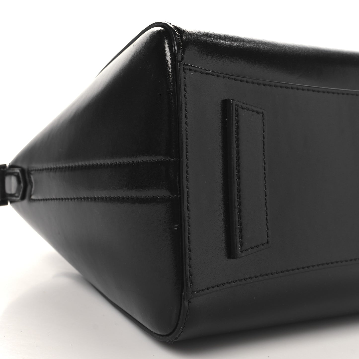 Shiny Lord Calfskin Small Antigona Black