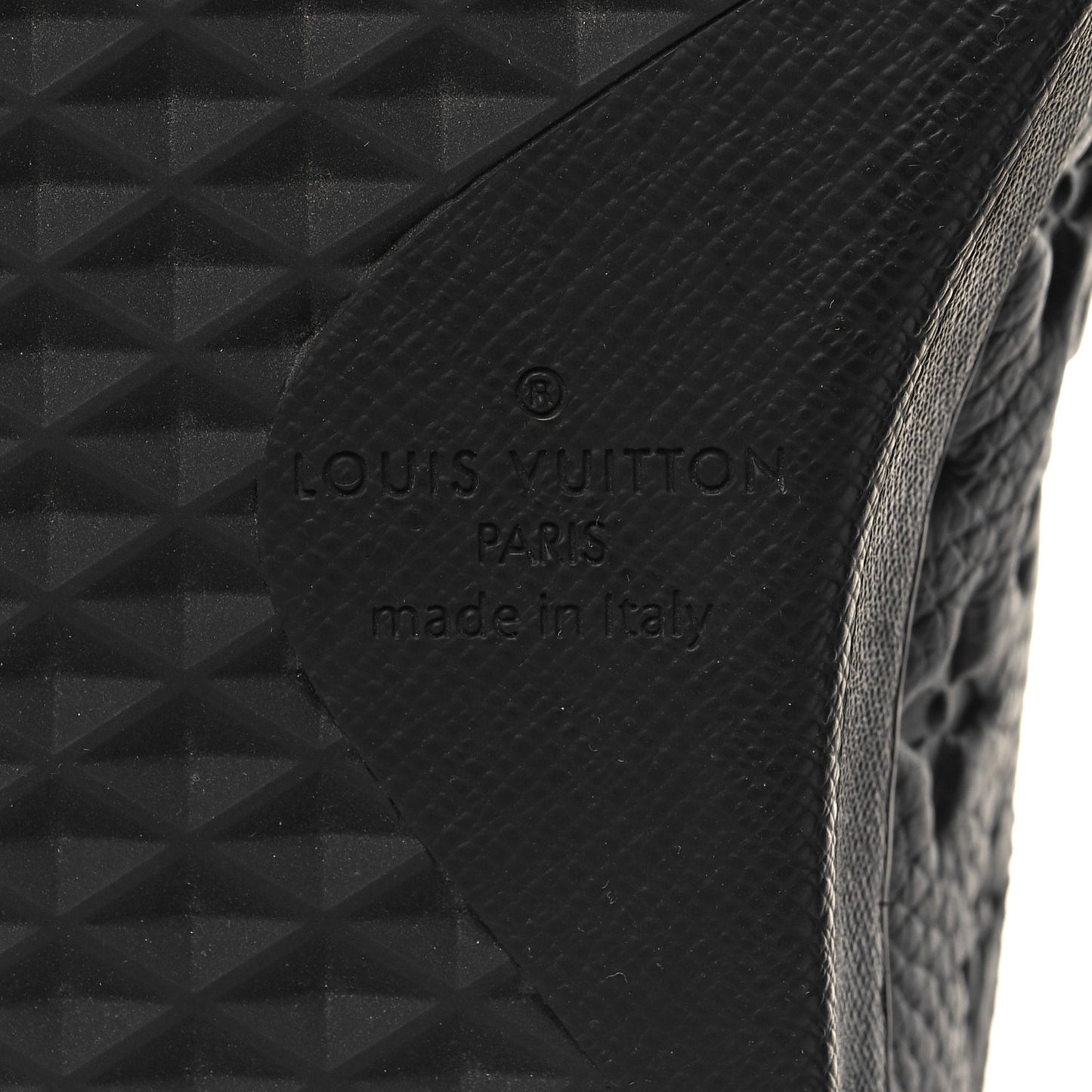 Grained Calfskin Embossed Monogram Mens Luxembourg Sneakers 9.5 Black