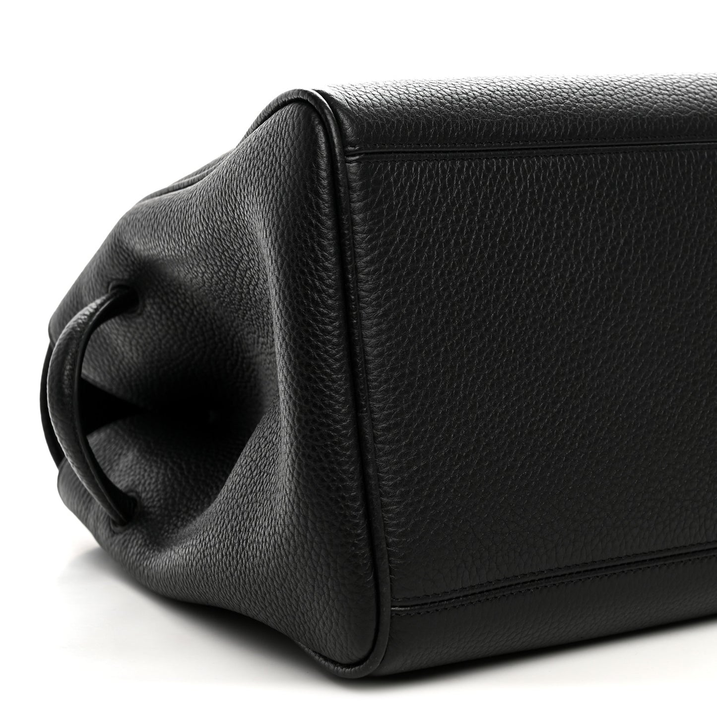 Grained Calfskin Le Turismo Black