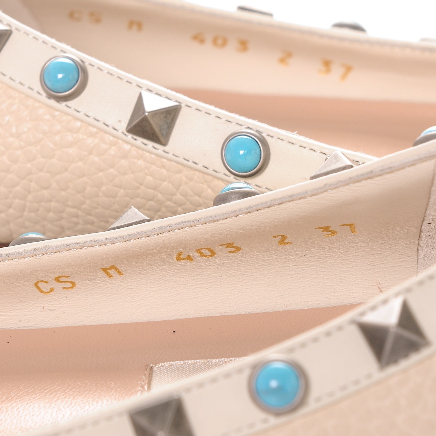 Valentino Garavani Pebbled Calfskin Rockstud Rolling Ballerina Flats 37 Ivory 9 of 9