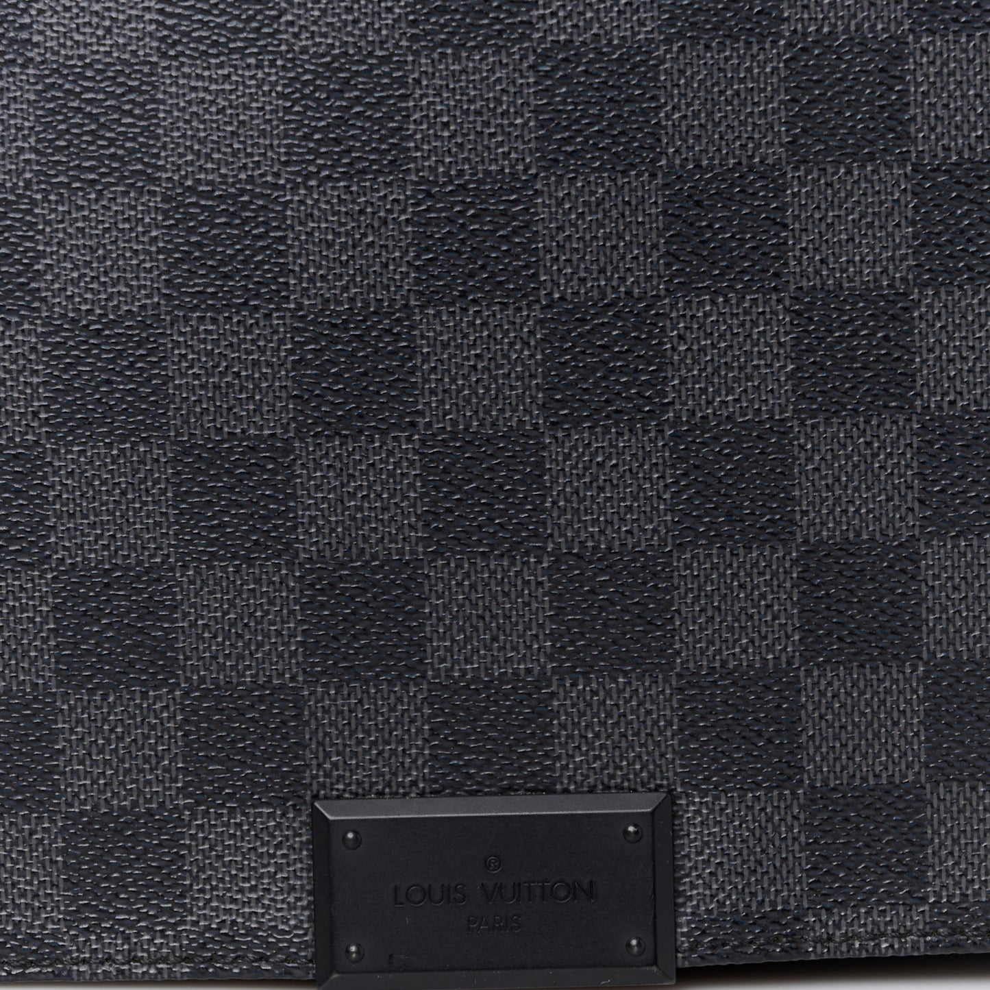 Damier Graphite District MM