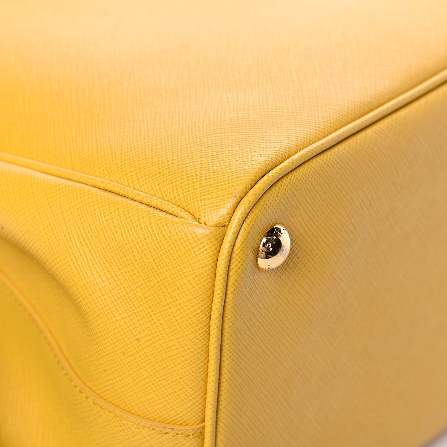 Saffiano Lux Parabole Tote Mimosa