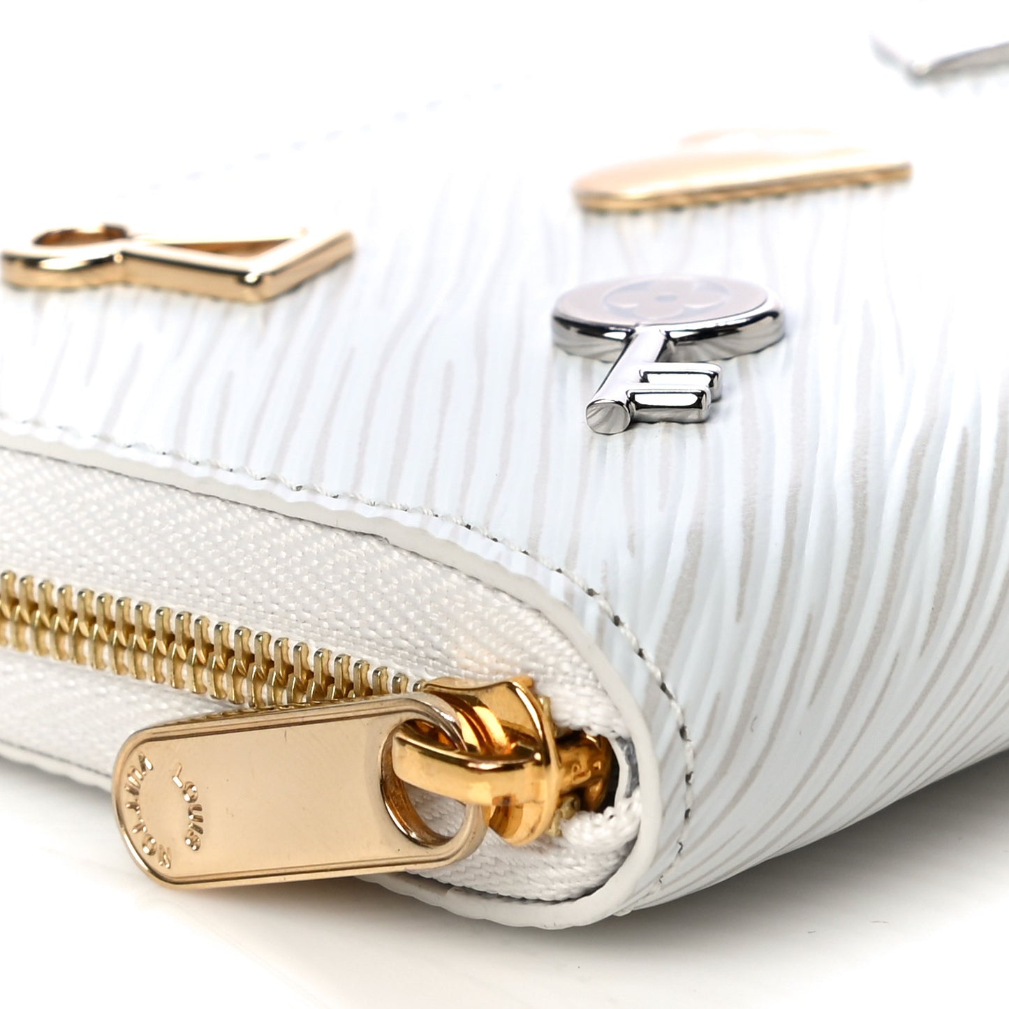 Epi Love Lock Zippy Coin Purse White