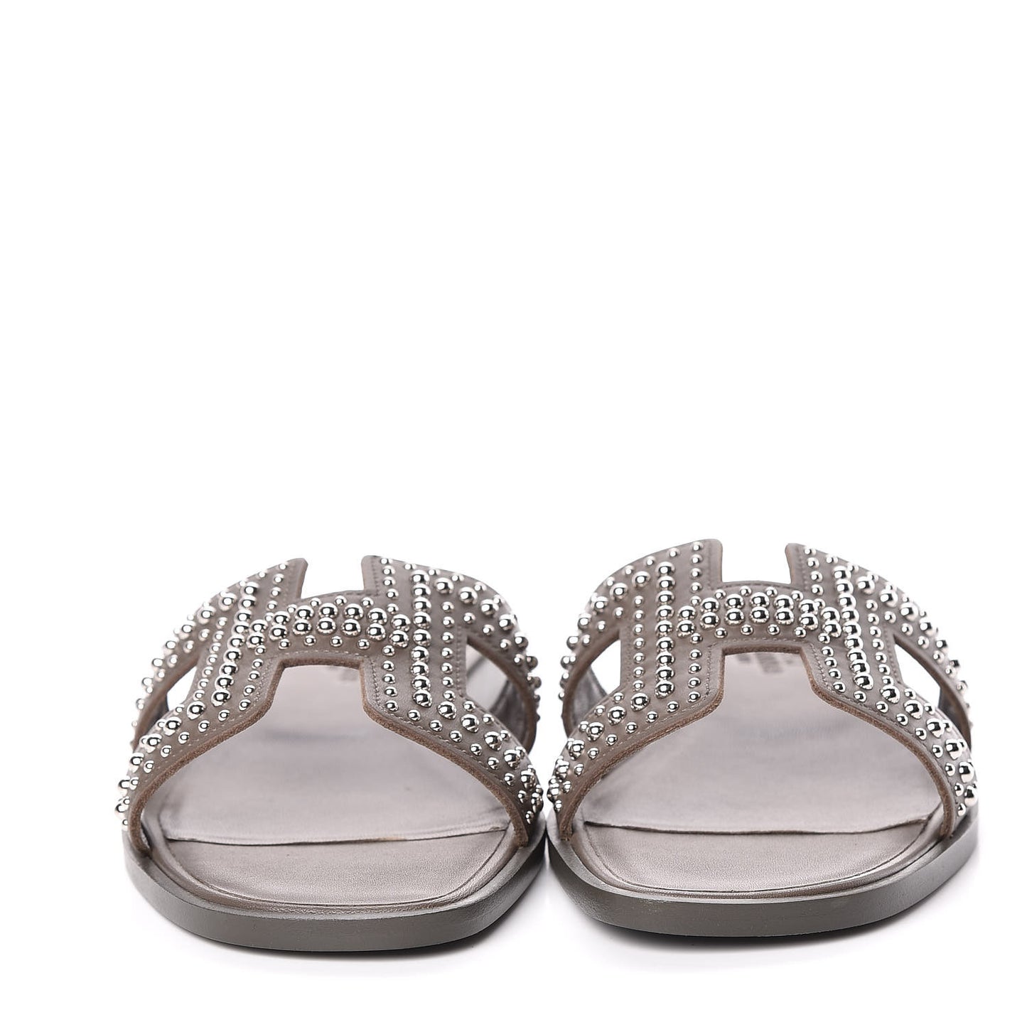 Calfskin Studded Oran Sandals 35.5 Gris Galet