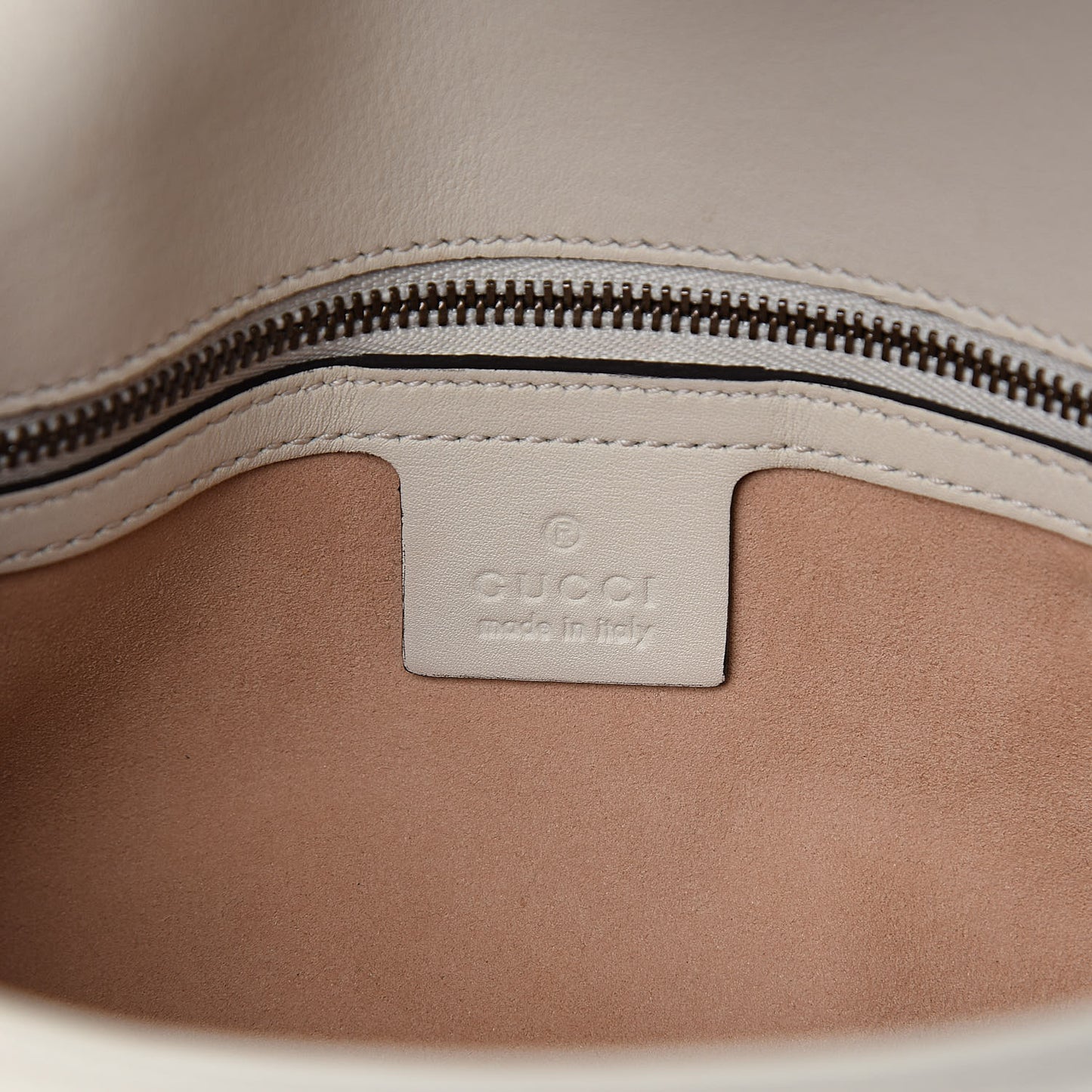 Calfskin Matelasse Small GG Marmont Shoulder Bag White