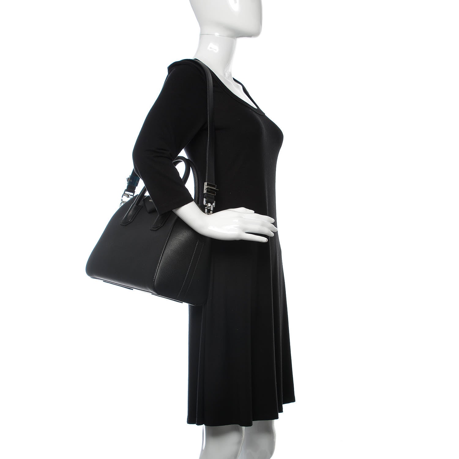 Givenchy Sugar Goatskin Small Antigona Black 2 of 15