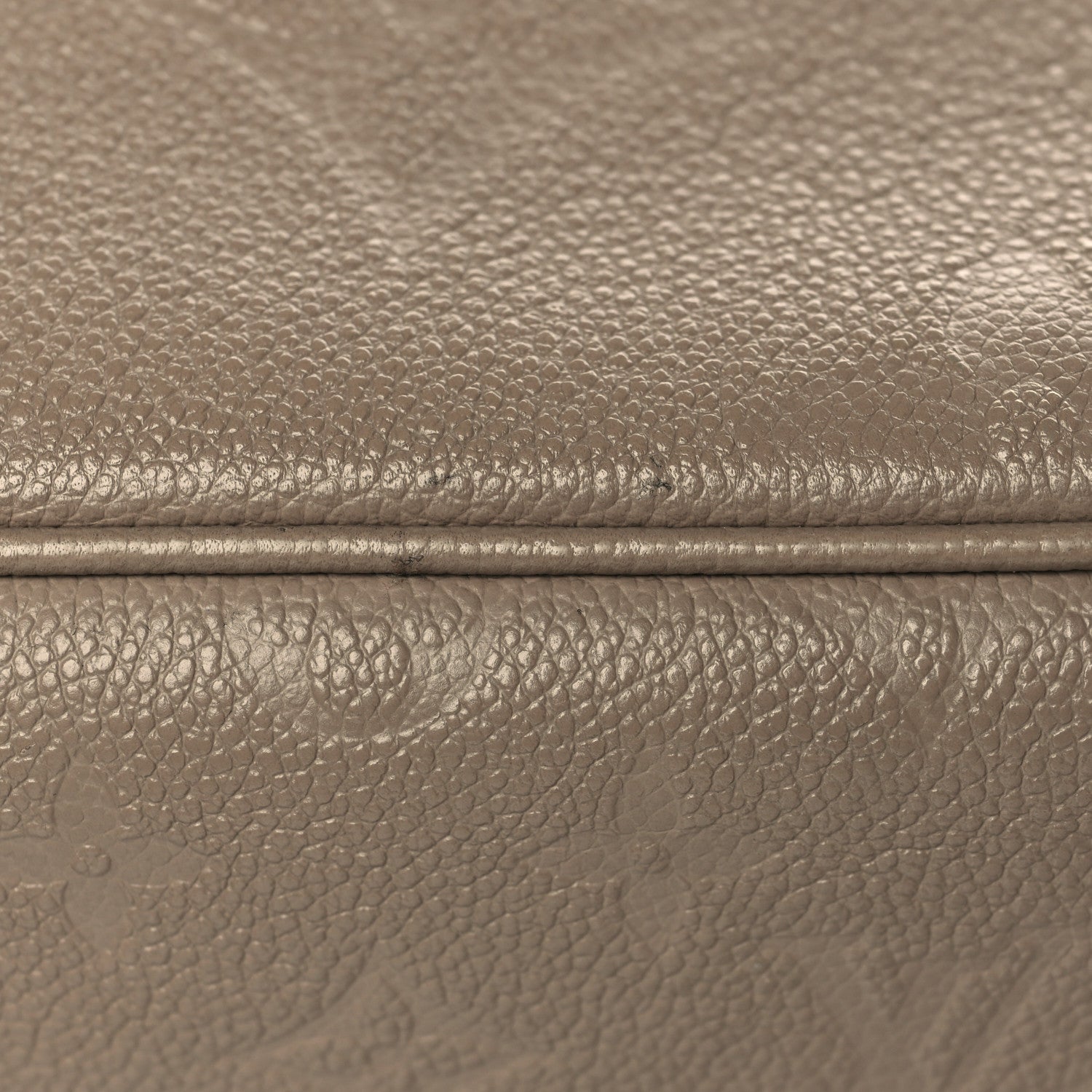 Louis Vuitton Empreinte Monogram Giant Neverfull MM Tourterelle 11 of 11
