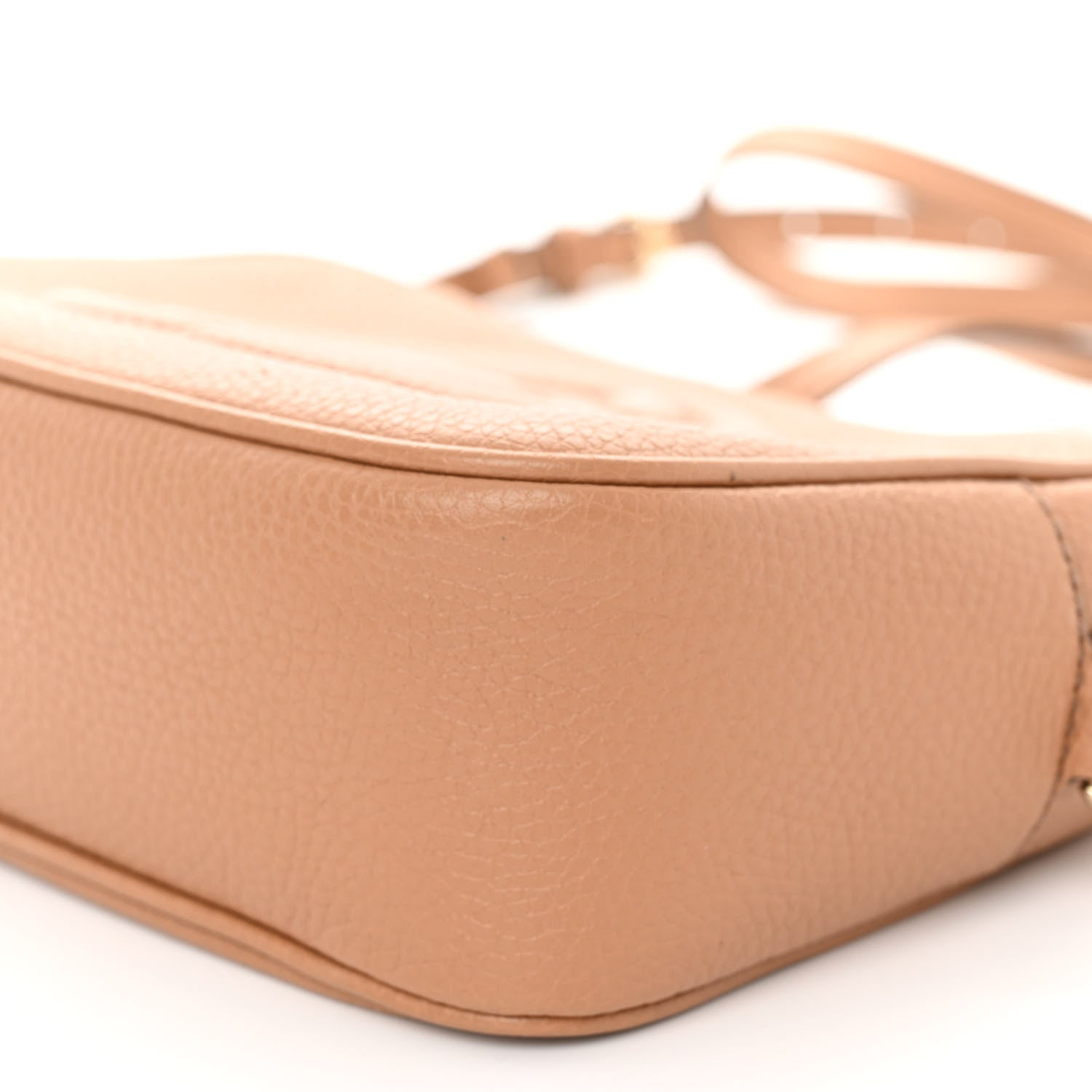 Gucci Pebbled Calfskin Small Soho Disco Bag Camelia 10 of 10