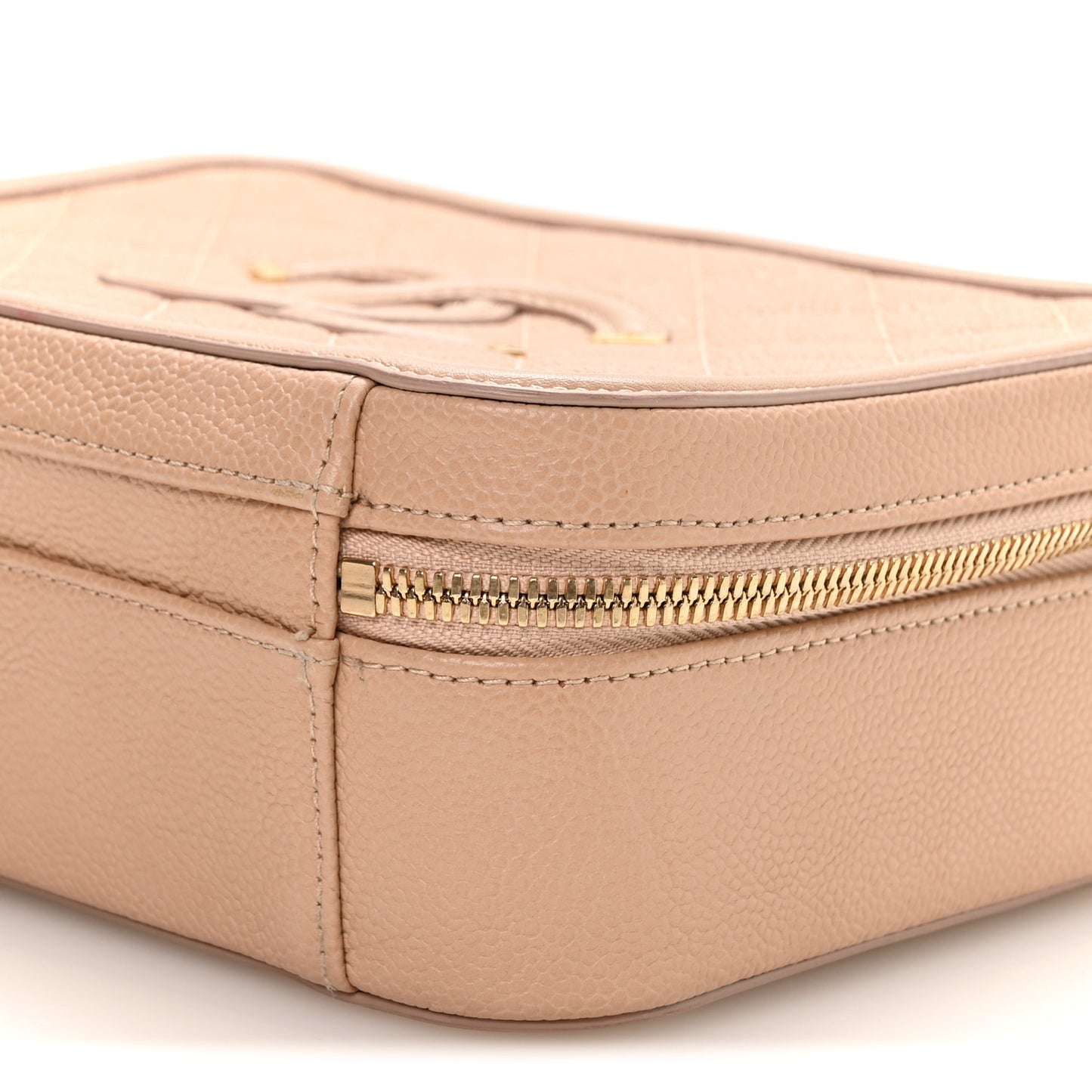 Caviar Quilted Medium CC Filigree Vanity Case Beige