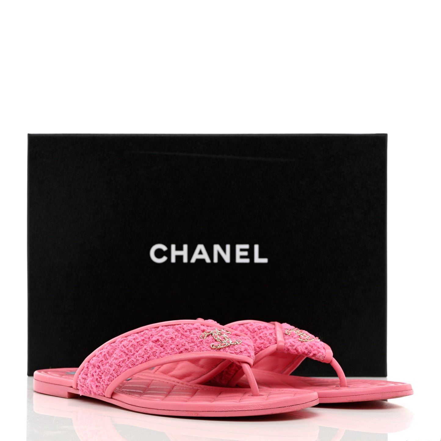 Lambskin Tweed CC Thong Sandals 38.5 Pink