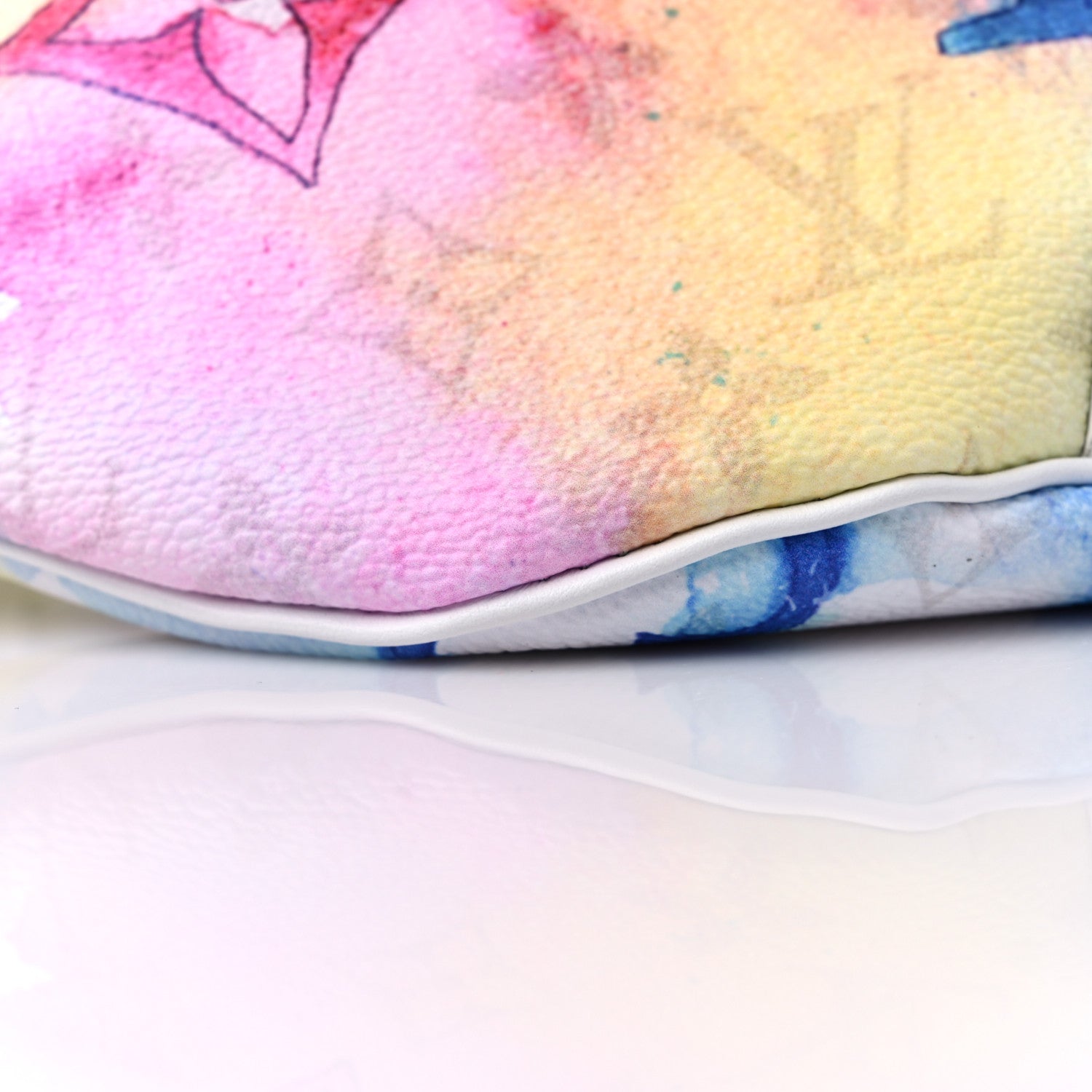 Louis Vuitton Monogram Watercolor Discovery Bumbag Multicolor 7 of 9