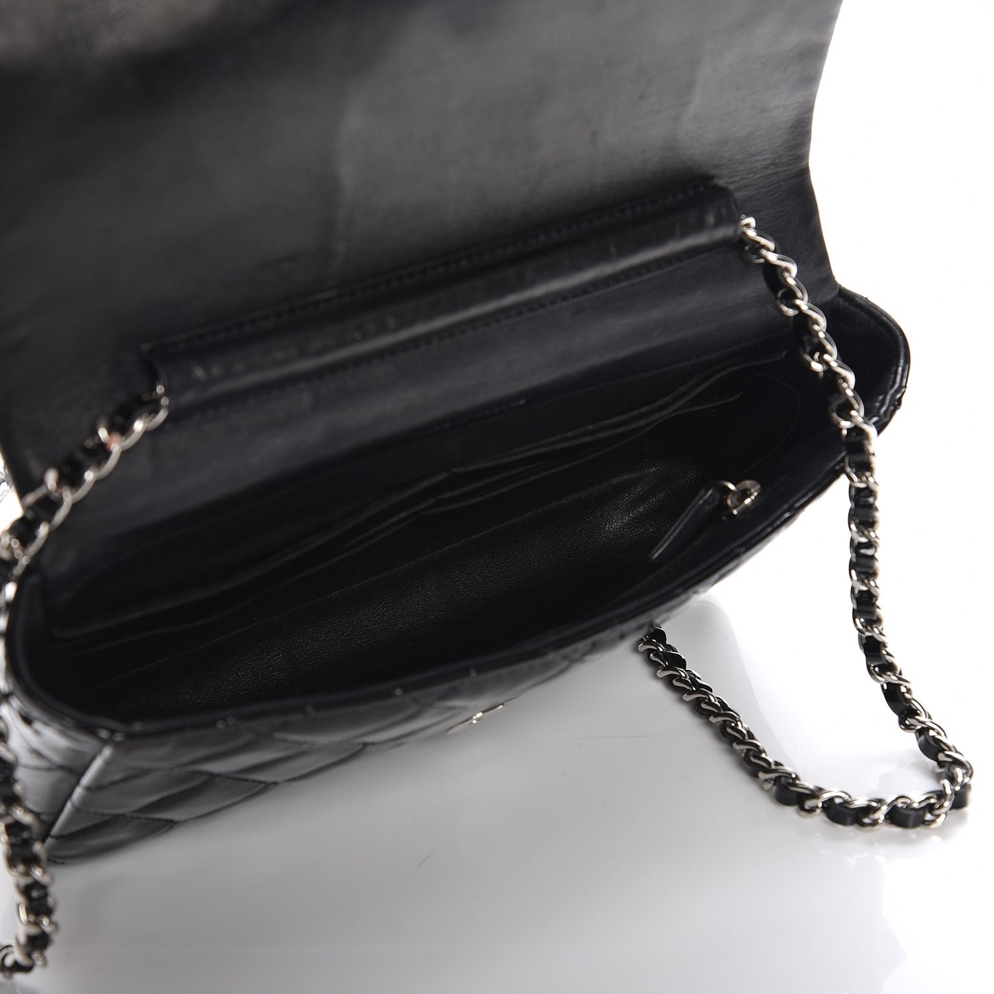 Patent Quilted Brilliant Wallet On Chain WOC Black