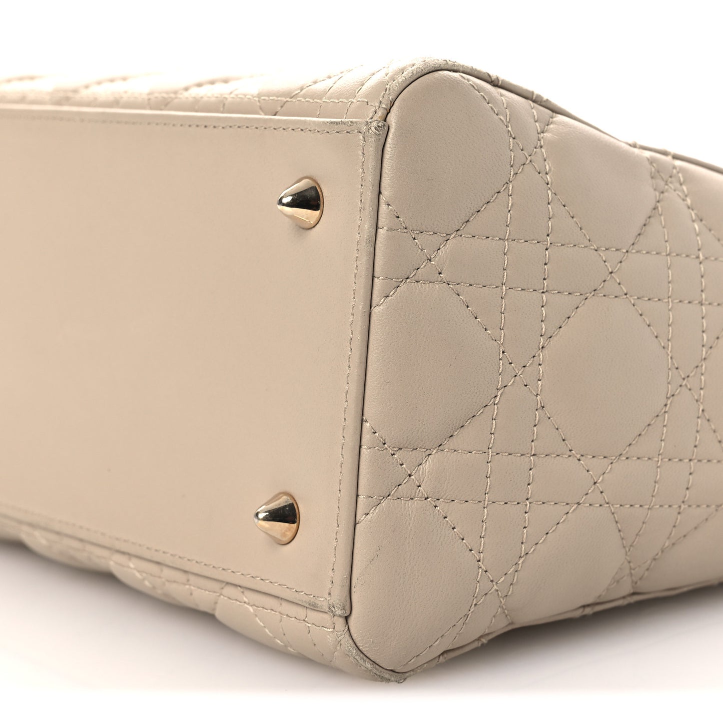 Lambskin Cannage Medium Lady Dior Beige