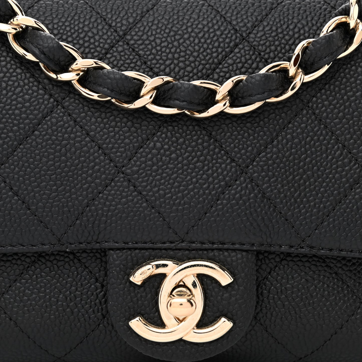 Caviar Quilted Small City Walk Flap Black