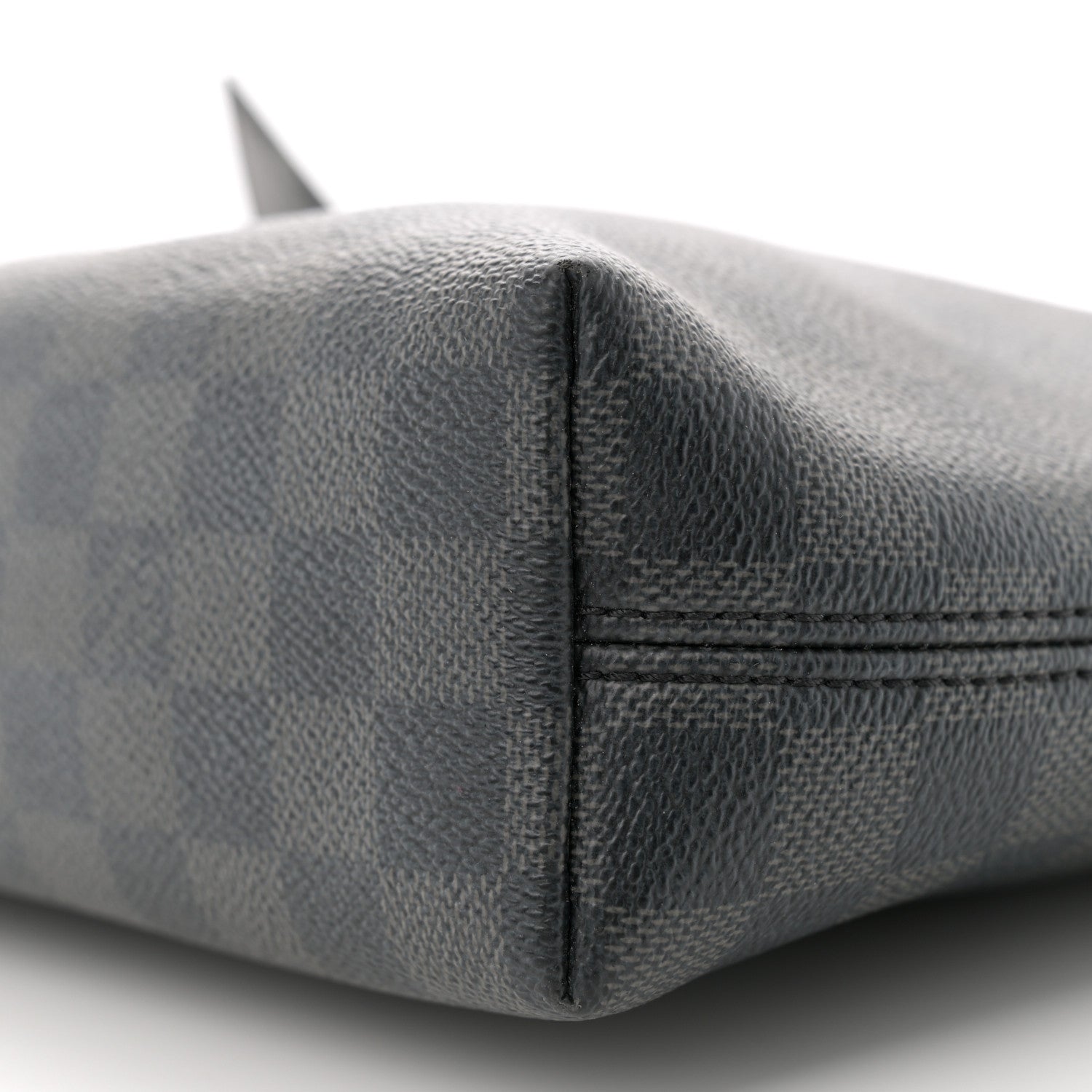 Louis Vuitton Damier Graphite Mick PM 9 of 13