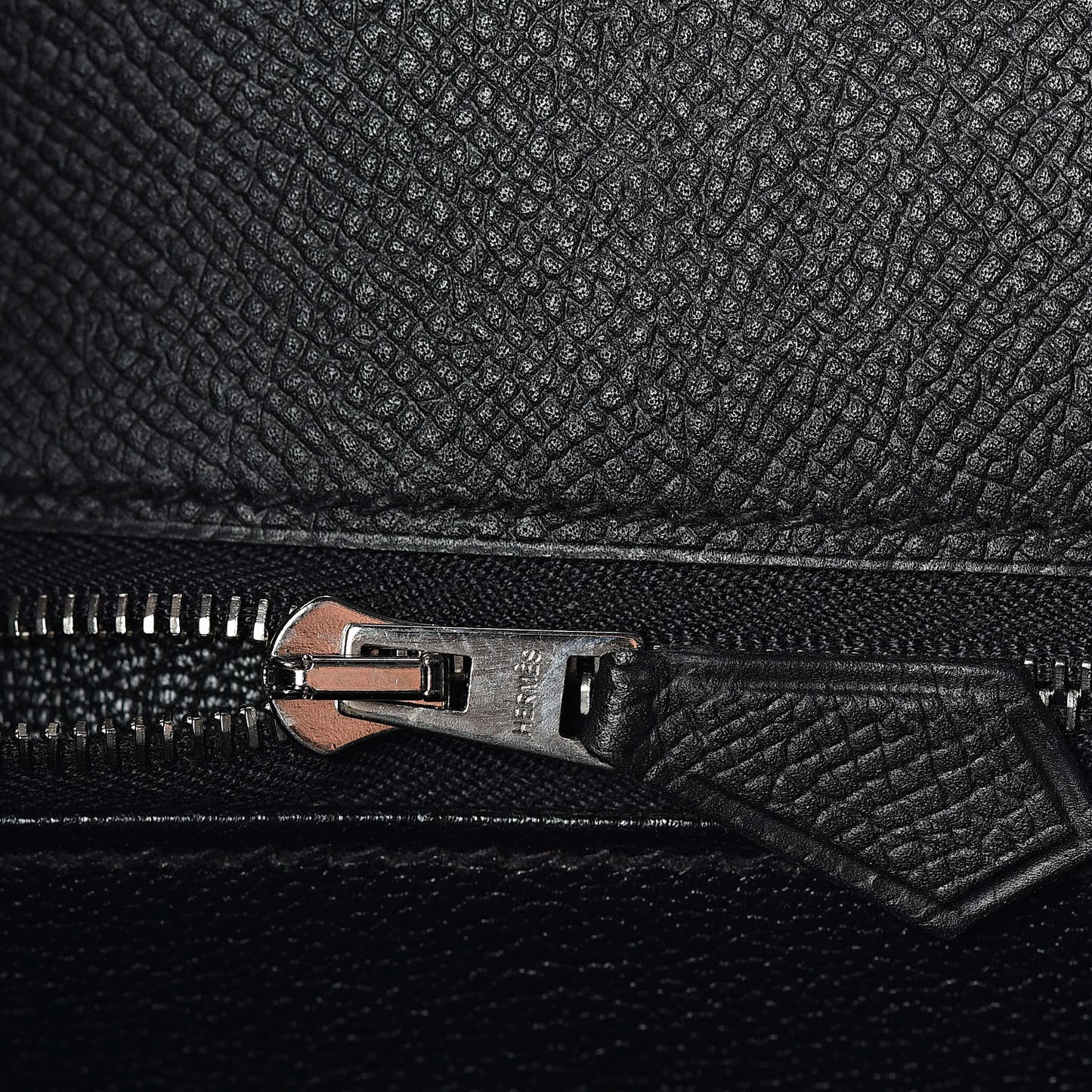 Epsom Kelly Sellier 32 Black