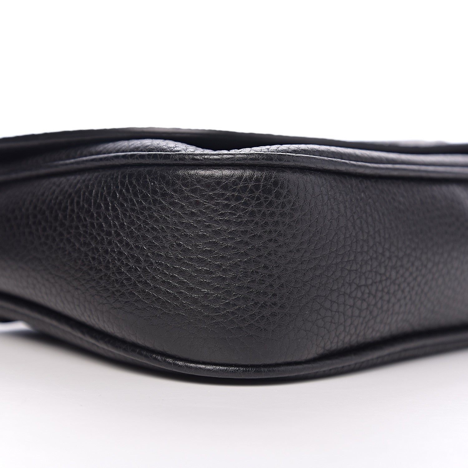 Gucci Pebbled Calfskin Medium Soho Flap Crossbody Black 7 of 9