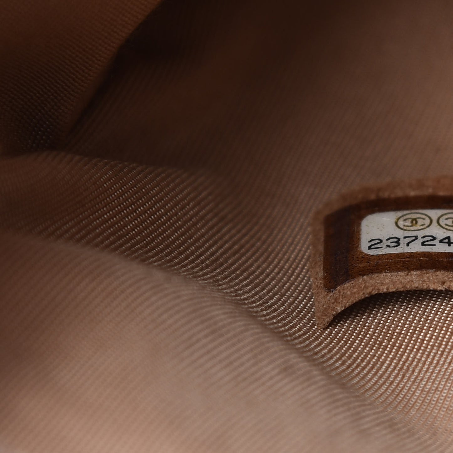 Caviar Chevron Quilted Single Flap Beige