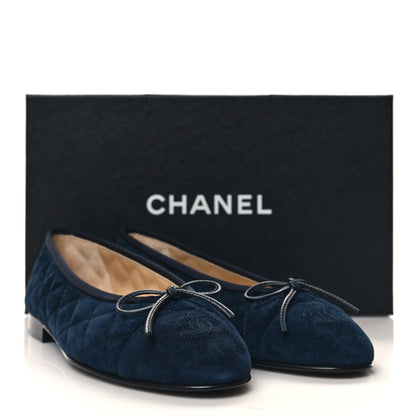 Chanel Suede Calfskin Quilted Cap Toe CC Ballerina Flats 38 Navy 9 of 9