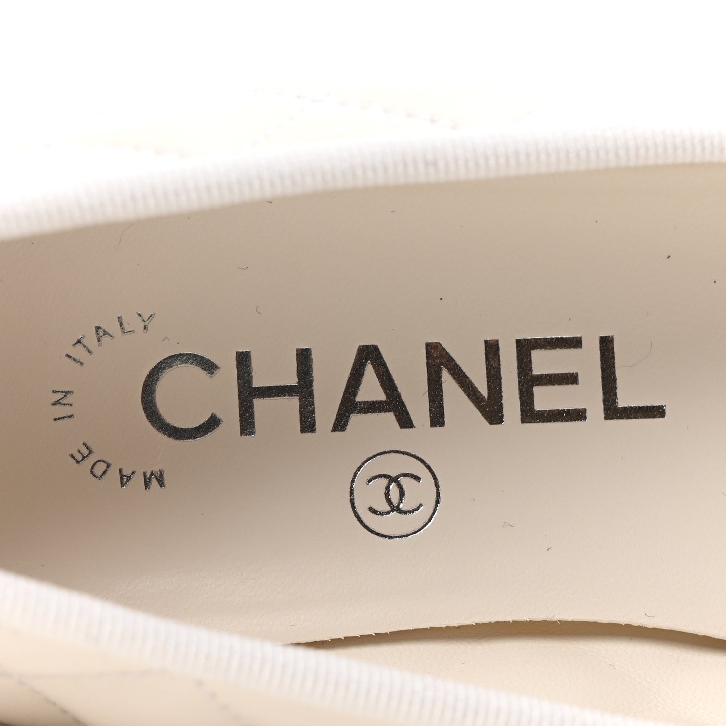 Canvas Lambskin Quilted CC Cap Toe Ballerina Flats 36 White Black