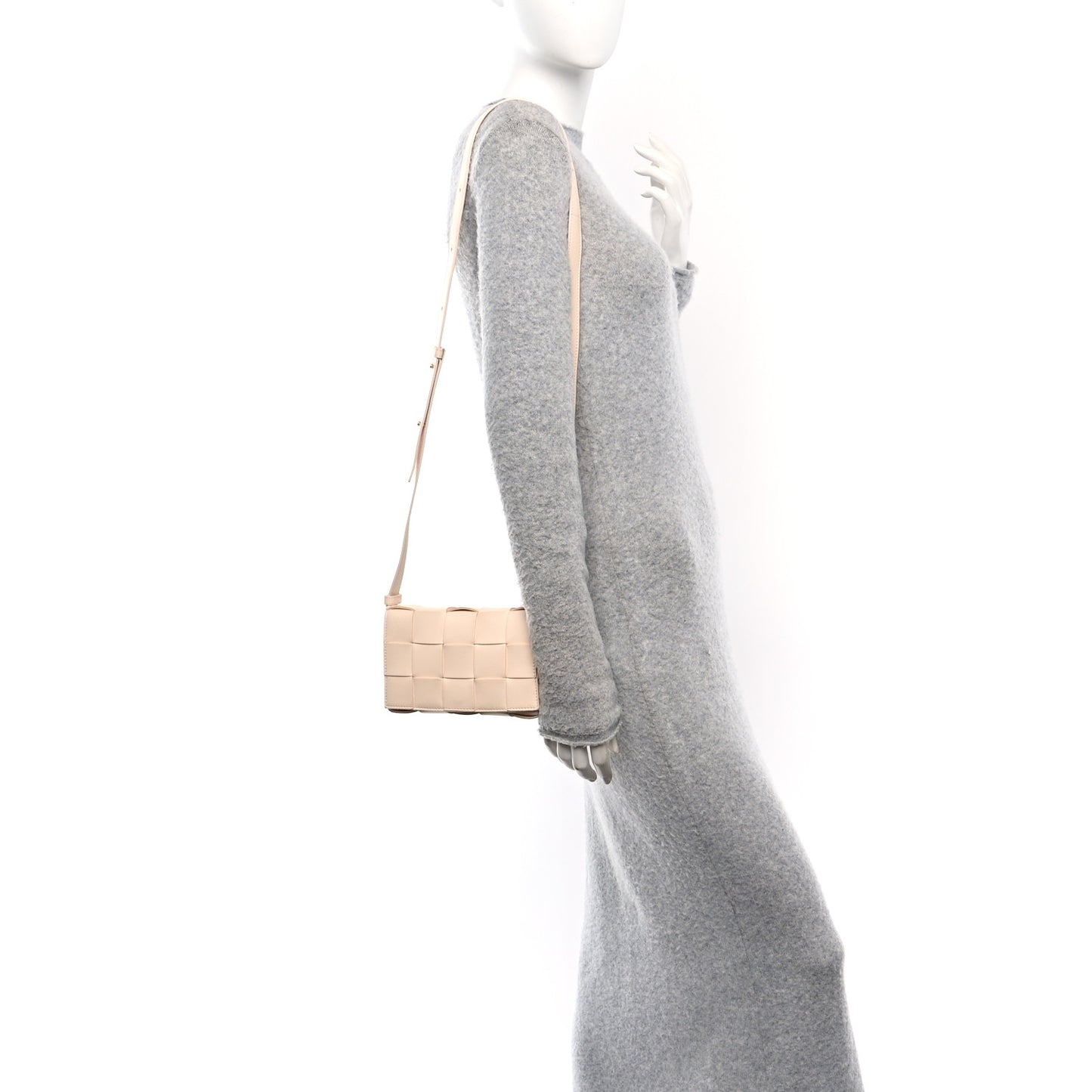 Lambskin Maxi Intrecciato Small Cassette Crossbody Bag Melon Washed