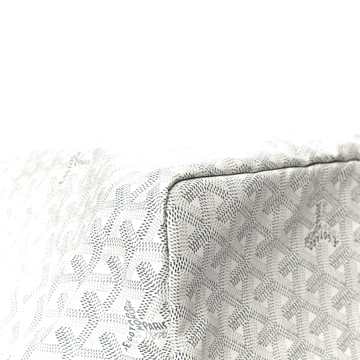 Goyardine Saint Louis GM White