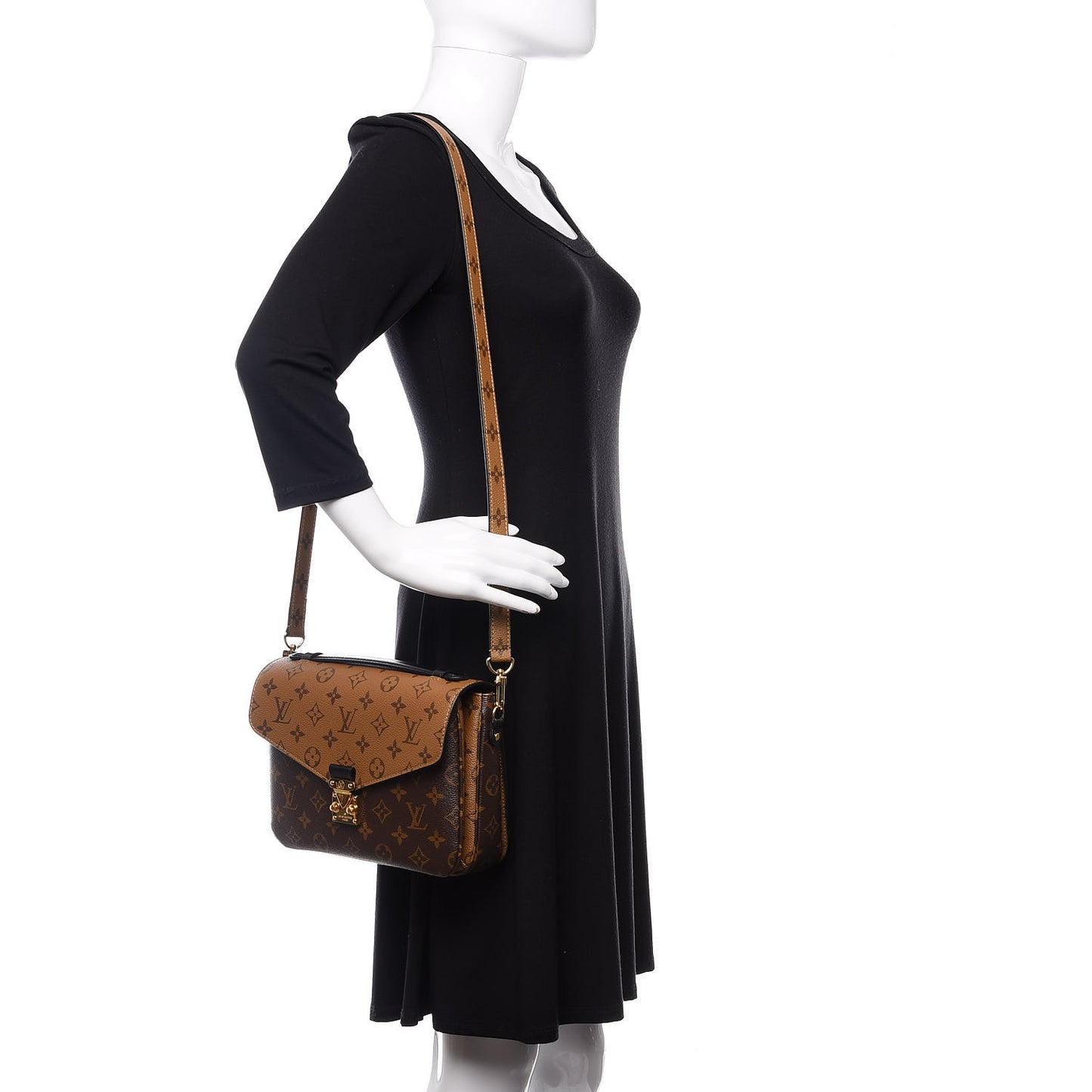 Reverse Monogram Pochette Metis