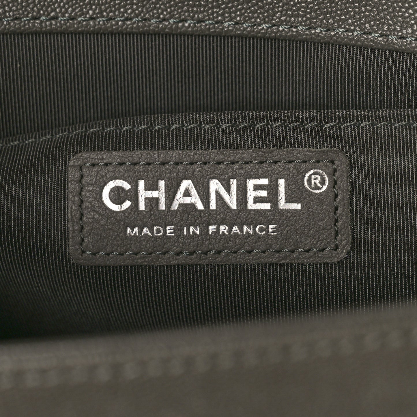 Caviar Quilted Medium Boy Flap Grey