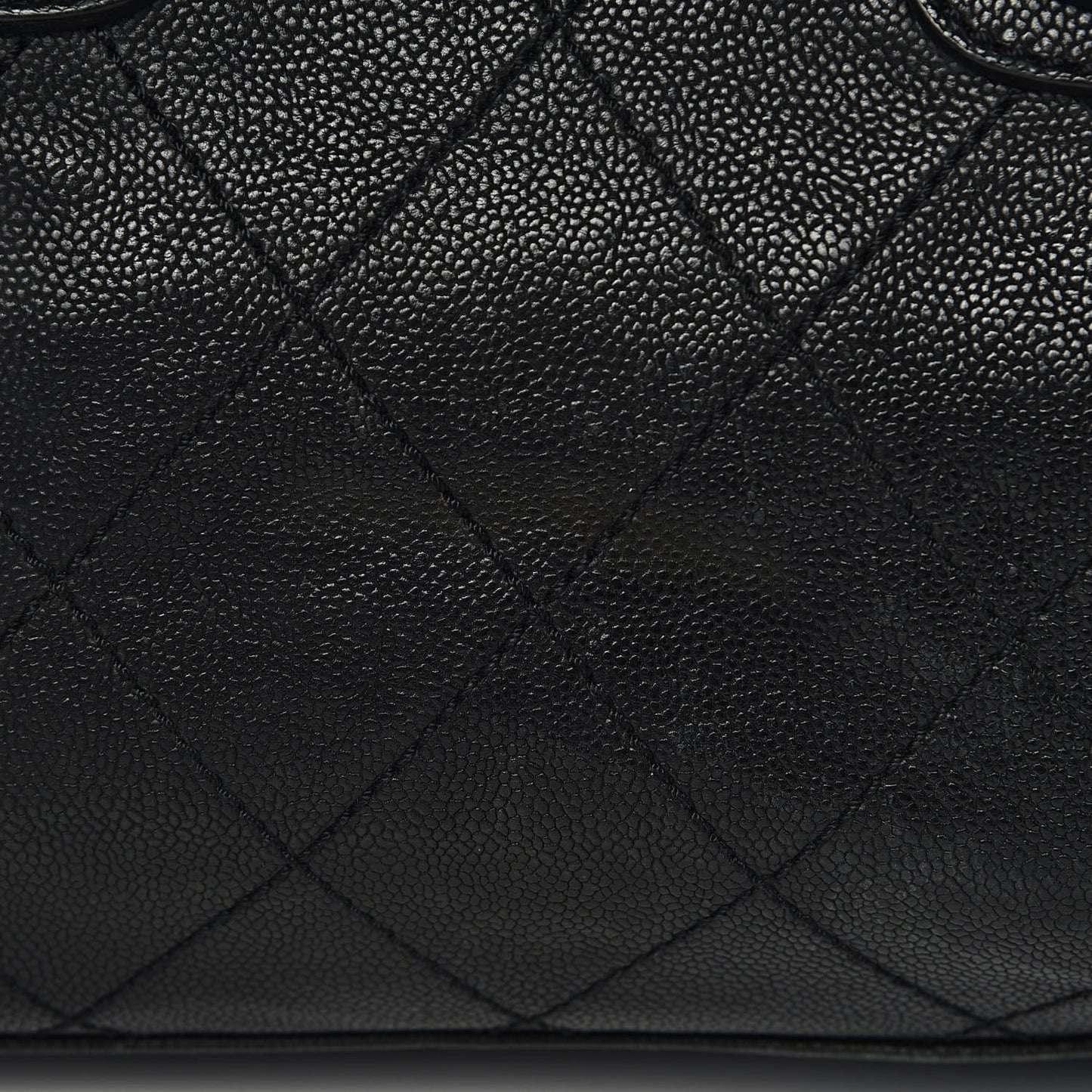 Caviar Small Outdoor Ligne Doctor Bag Black
