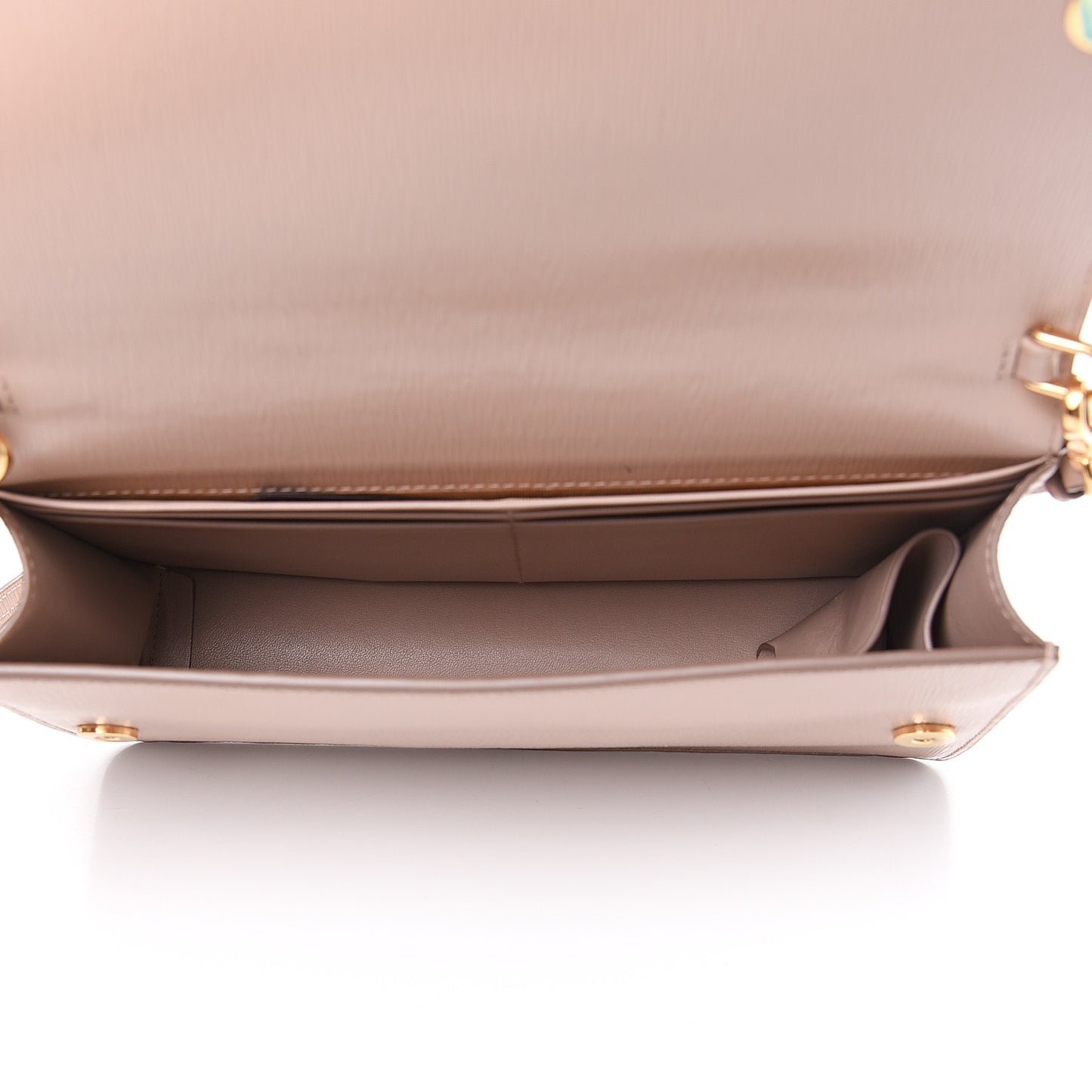 Vitello Move Mini Bag Cipria
