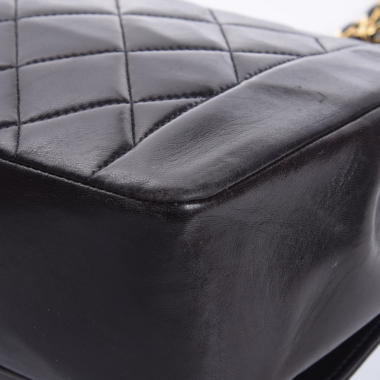 Lambskin Quilted Medium Single Flap Black