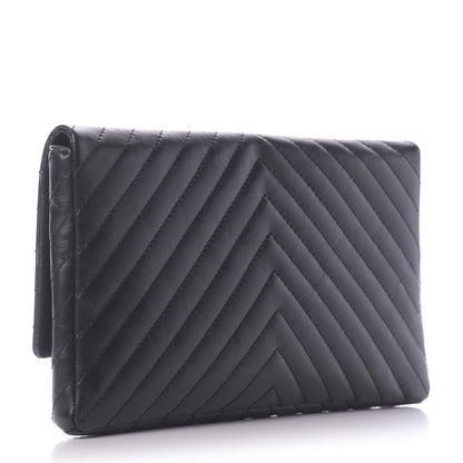Chanel Aged Calfskin Chevron Quilted Reissue 2.55 Clutch Black 3 of 10