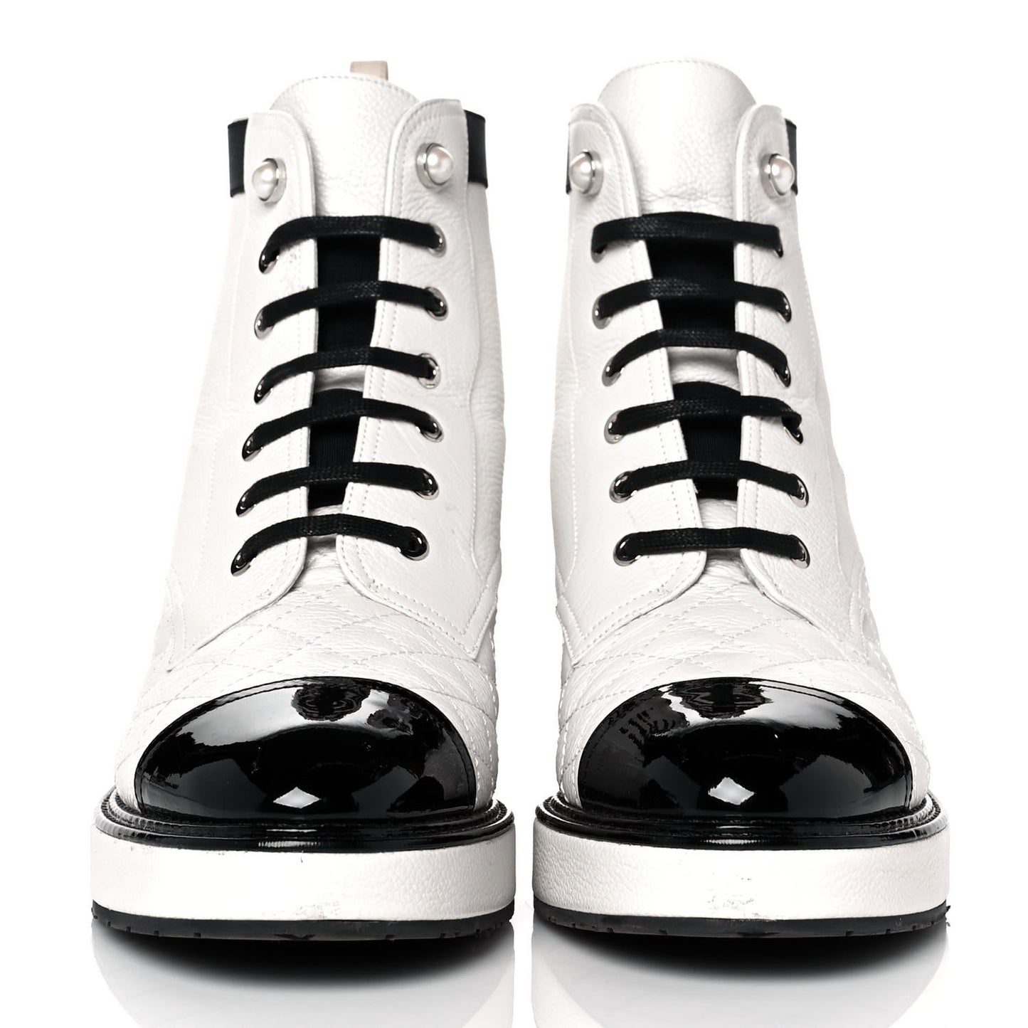 Pearly Calfskin Patent Calfskin Quilted Lace Up Boots 40 White Light Gray Black