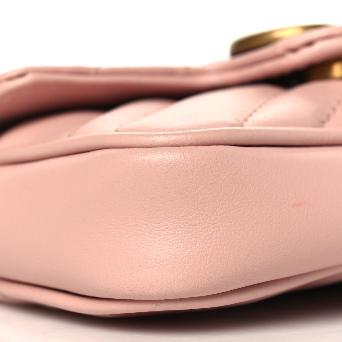 Calfskin Matelasse Heart GG Marmont 2.0 Coin Purse On A Chain Perfect Pink