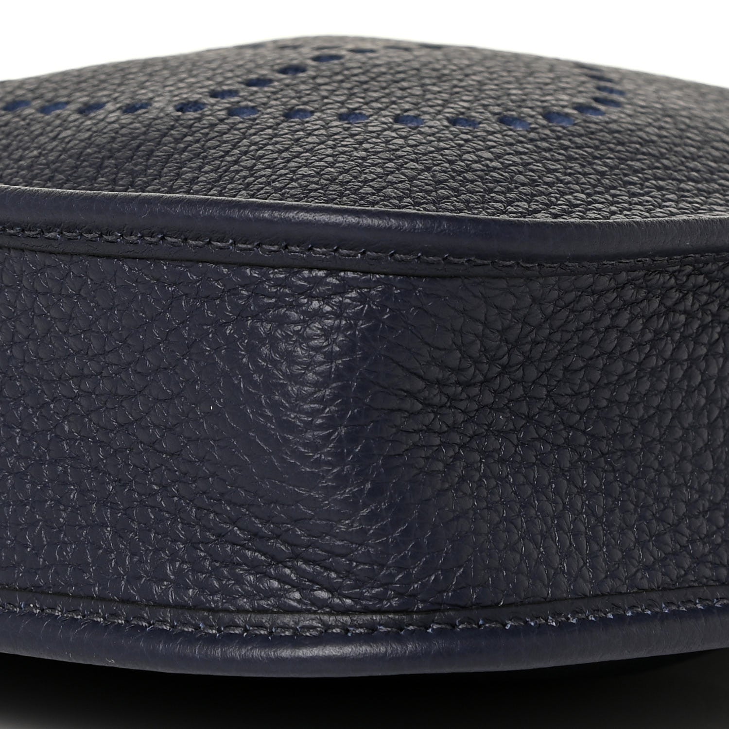 Hermes Taurillon Clemence Amazone Sangle Cavale Evelyne TPM Bleu Nuit Bleu Encre Cuivre 9 of 11