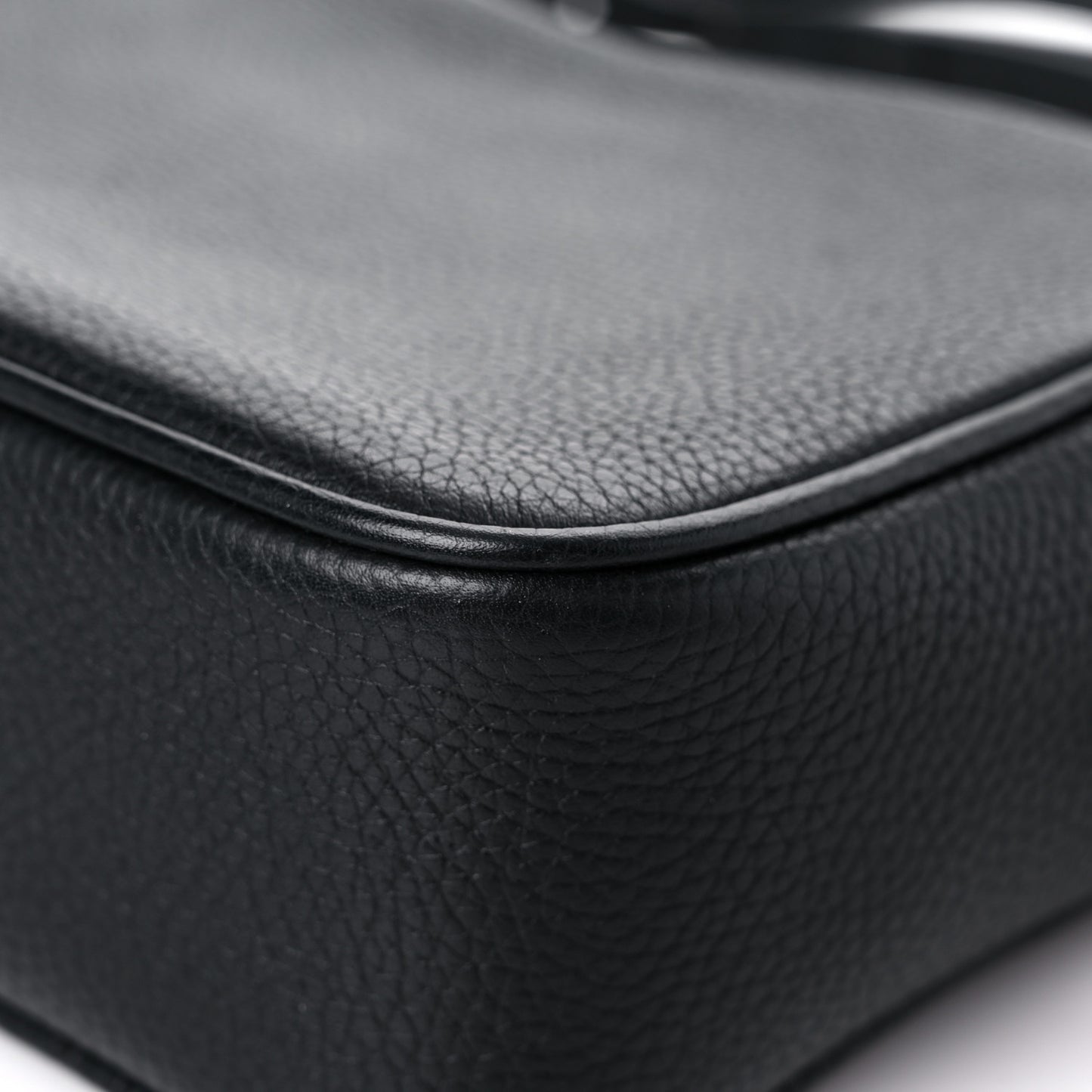 Pebbled Calfskin Small Soho Disco Bag Black