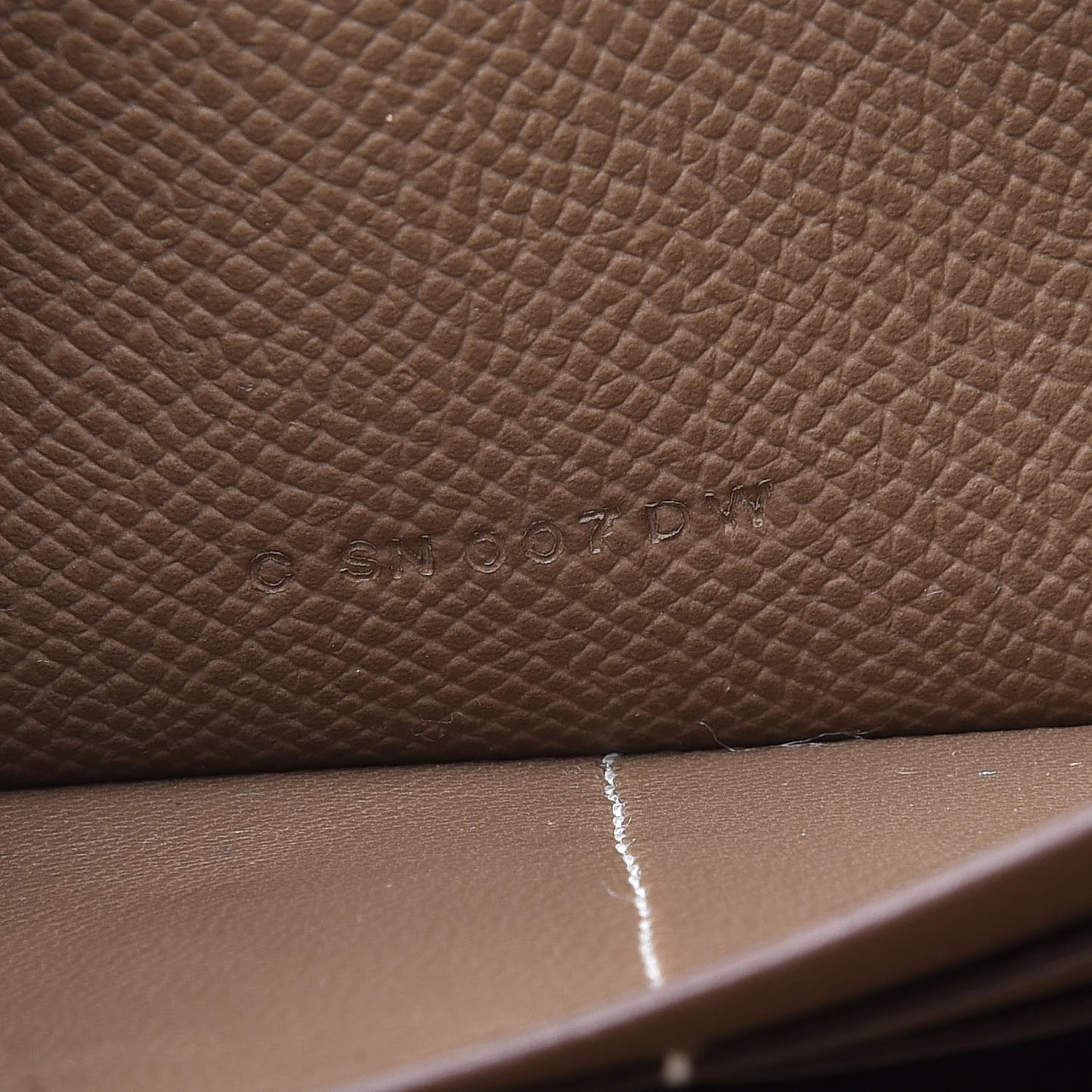 Epsom Kelly Longue Wallet Etoupe