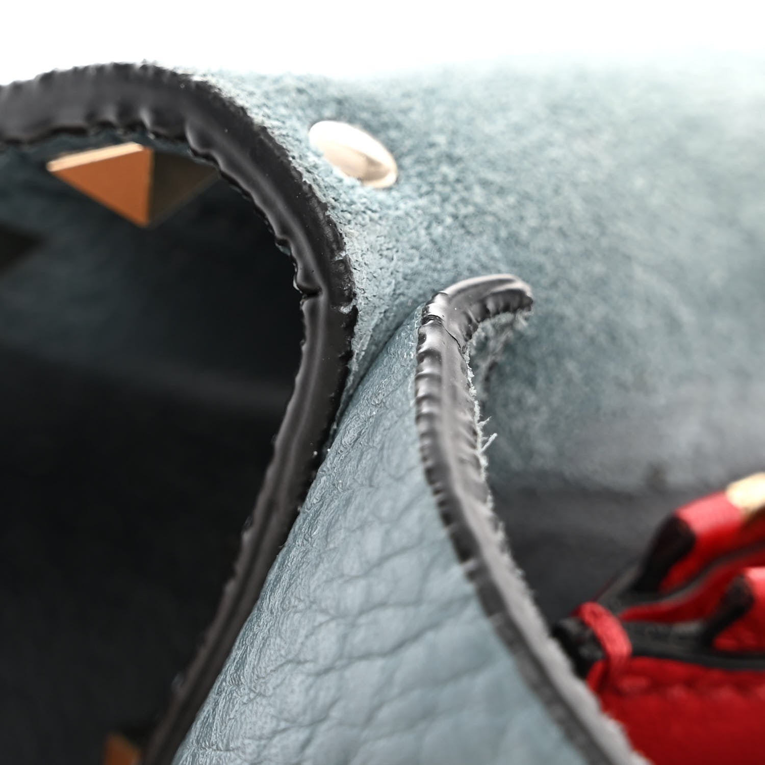 Valentino Garavani Pebbled Calfskin Rockstud Flip Lock Flap Messenger Bag Amadeus 12 of 13