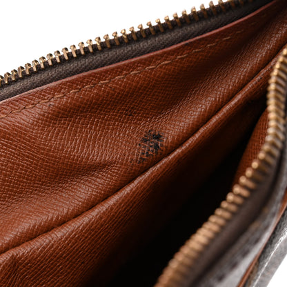 Louis Vuitton Monogram Boulogne 30 13 of 15