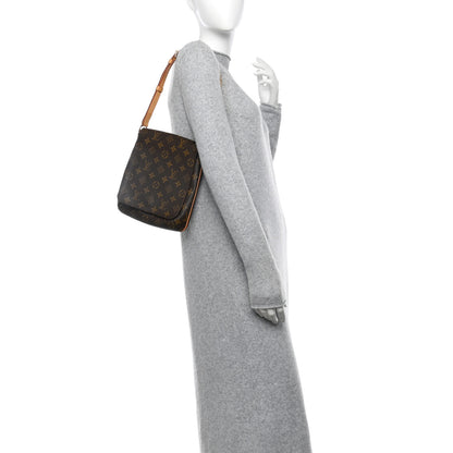Louis Vuitton Monogram Musette Salsa 2 of 9