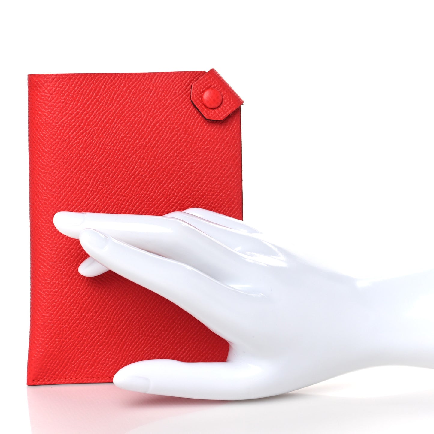 Epsom Tarmac PM Passport Holder Rouge Tomate