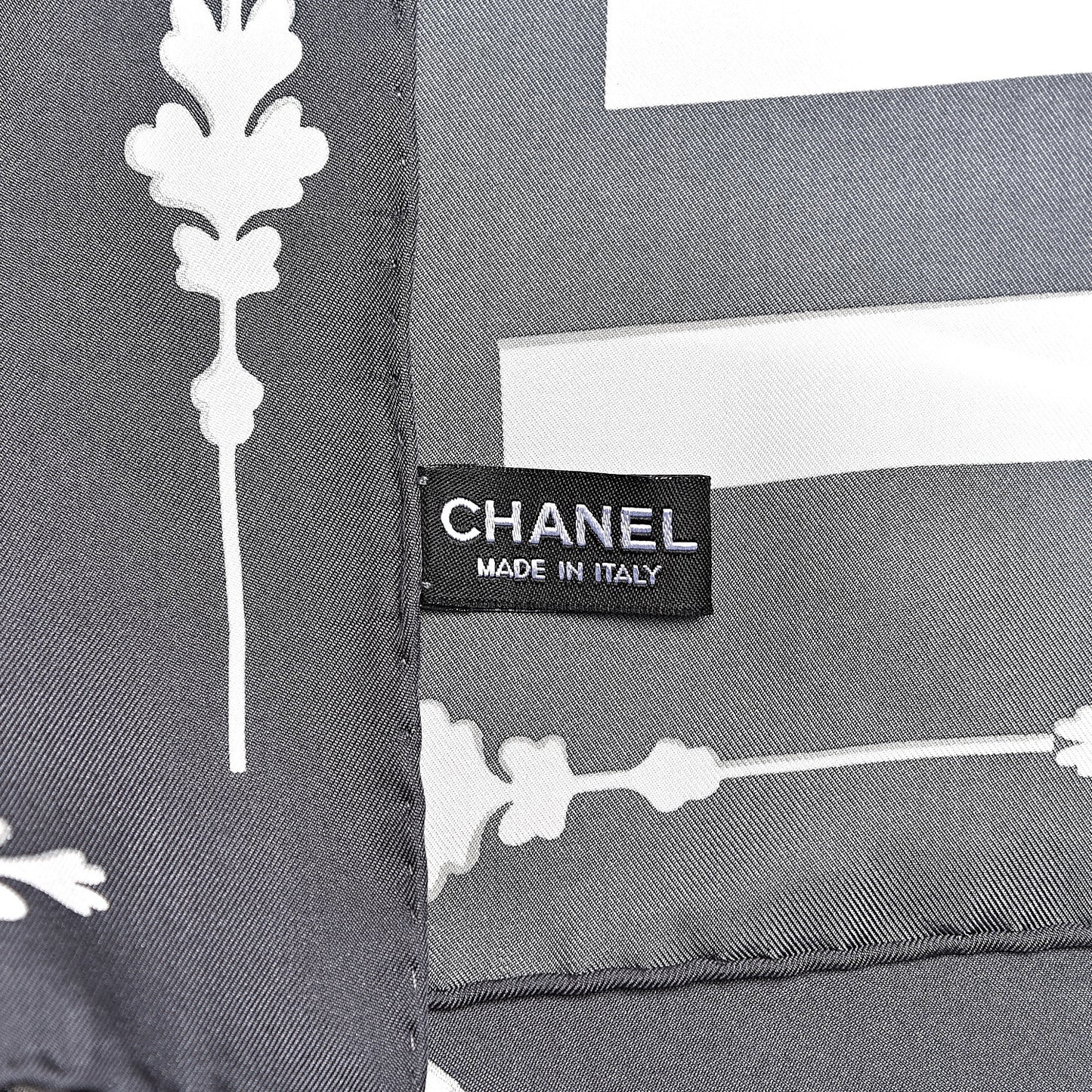 Silk Tiger Paris Bombay Stole Black White