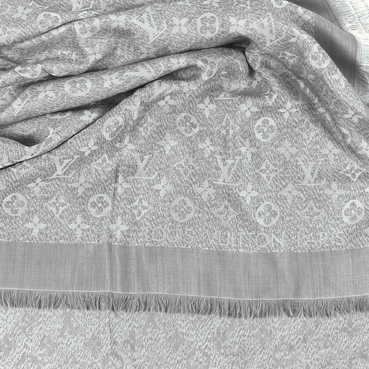 Louis Vuitton Silk Wool Monogram Infra Shawl Blue 4 of 4