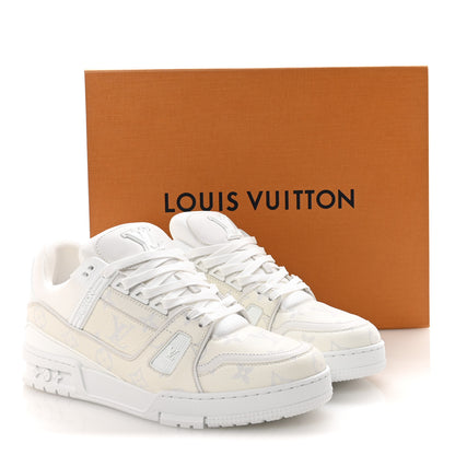 Louis Vuitton Calfskin Monogram Mens LV Trainer Sneakers 7 White 10 of 10