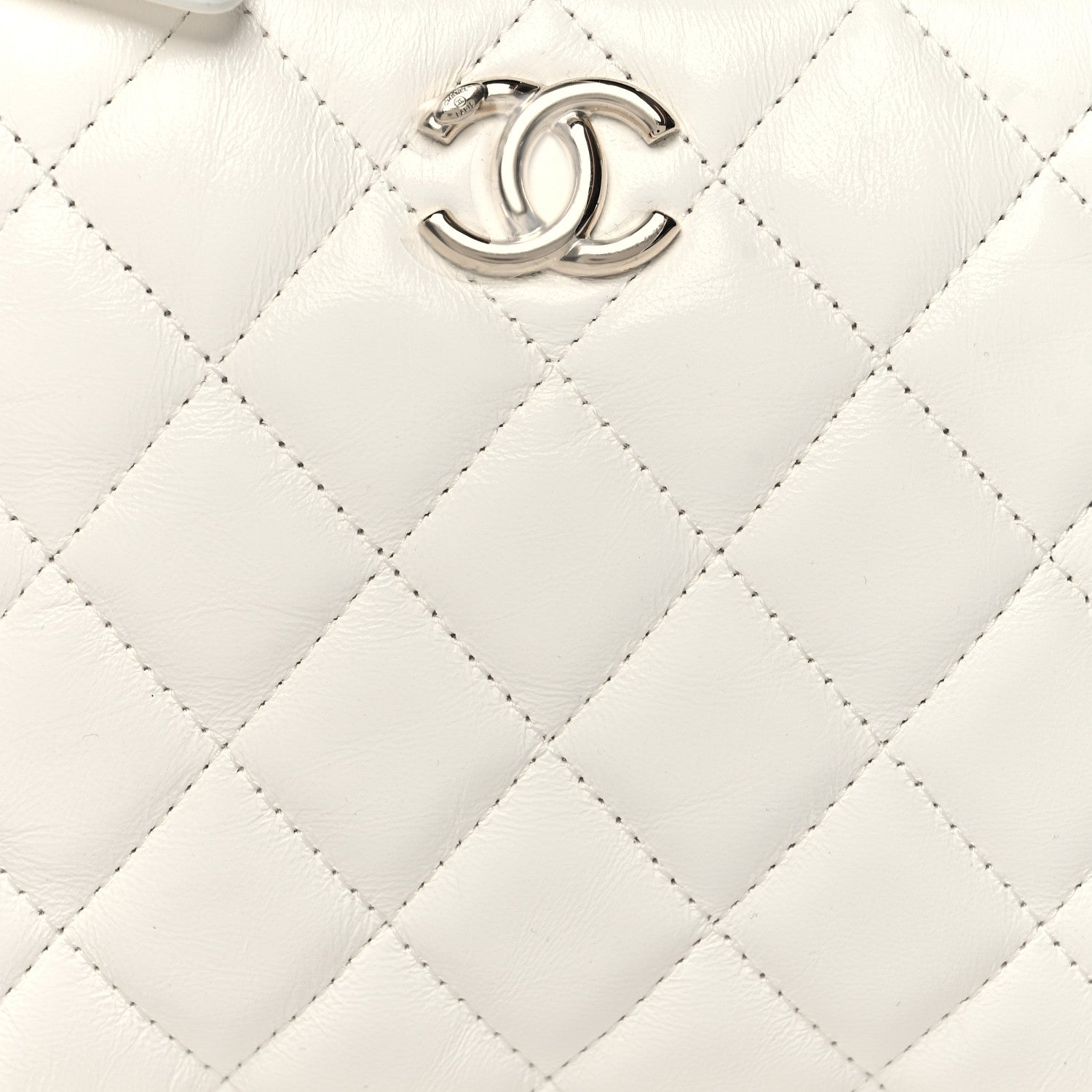 Chanel Shiny Crumpled Calfskin Quilted Clutch Bag White 8 of 10
