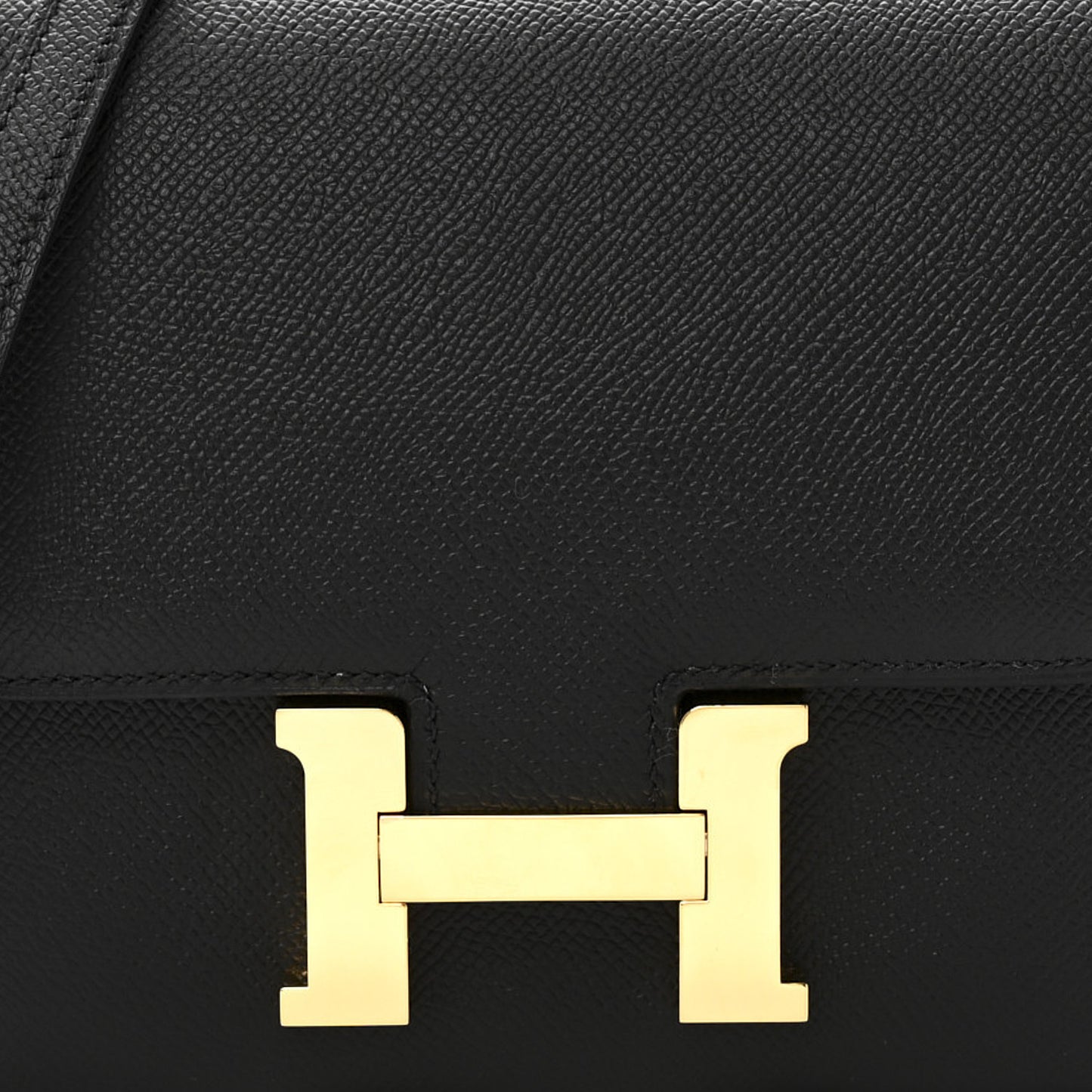 Epsom Constance 18 Black
