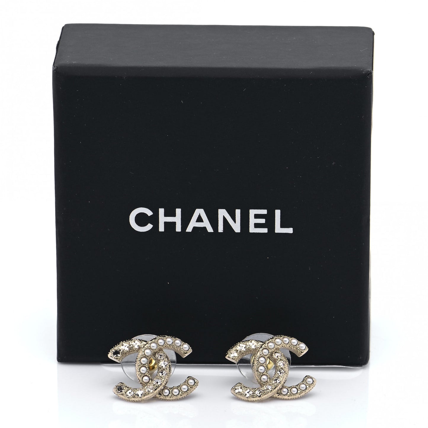 Crystal Pearl CC Earrings Gold