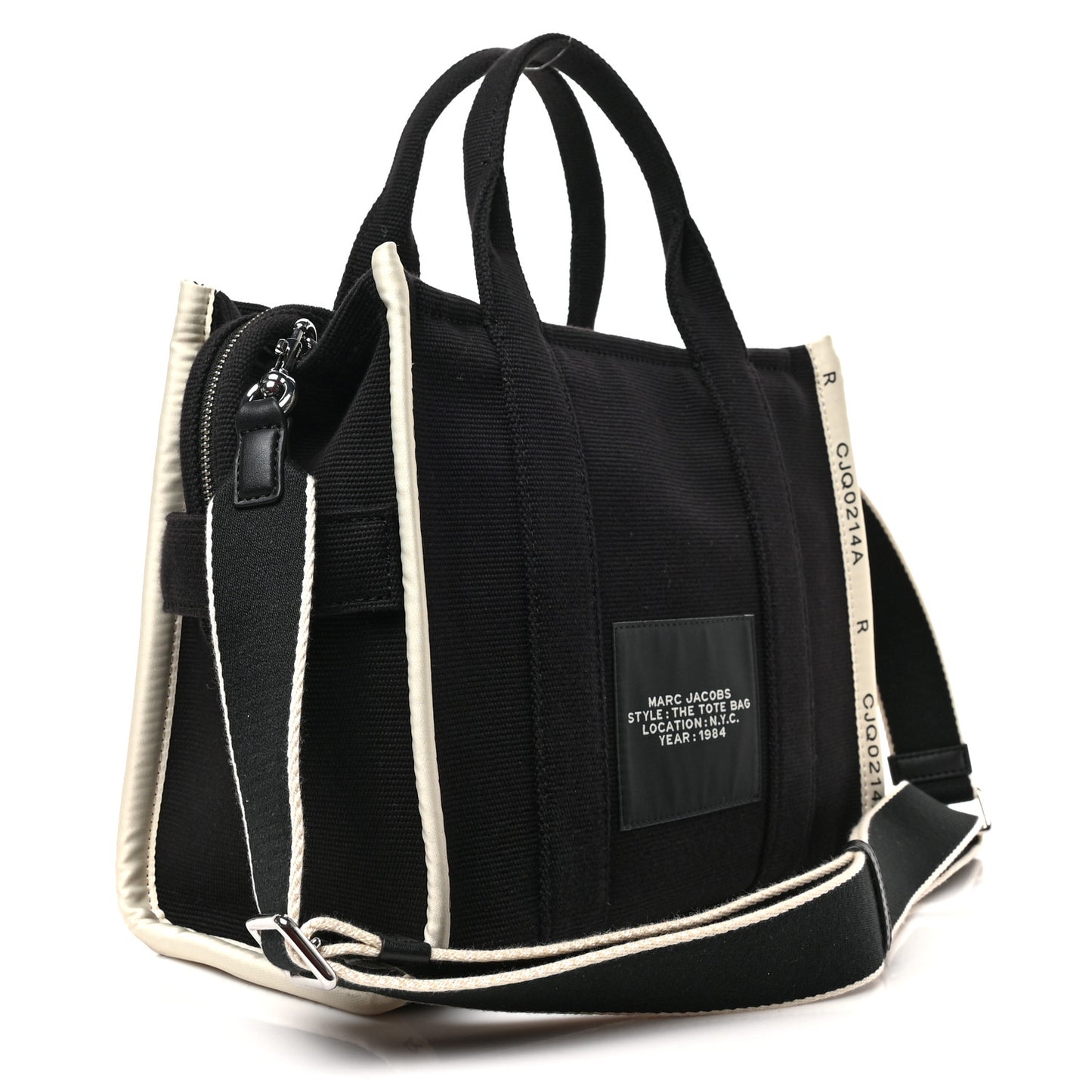 Jacquard Medium The Traveler Tote Bag Black