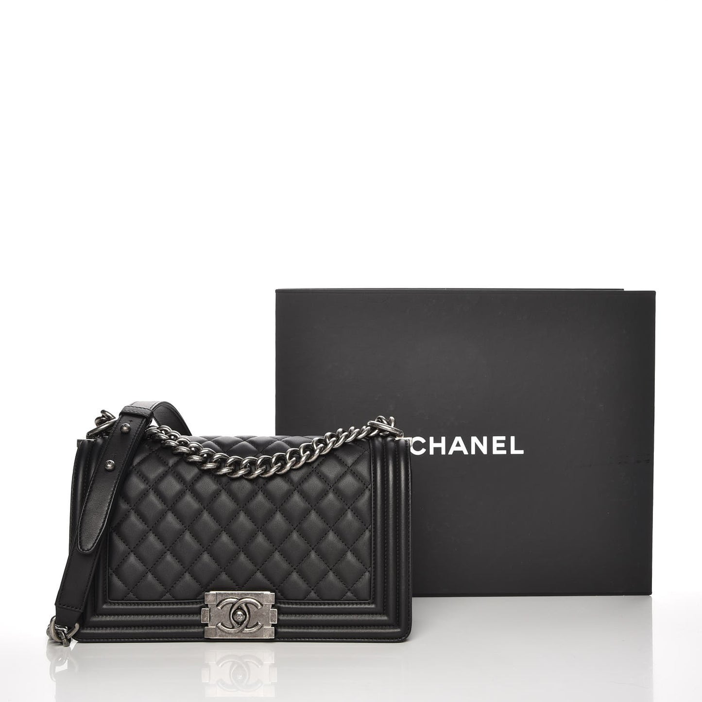 Calfskin Quilted Medium Boy Flap Black
