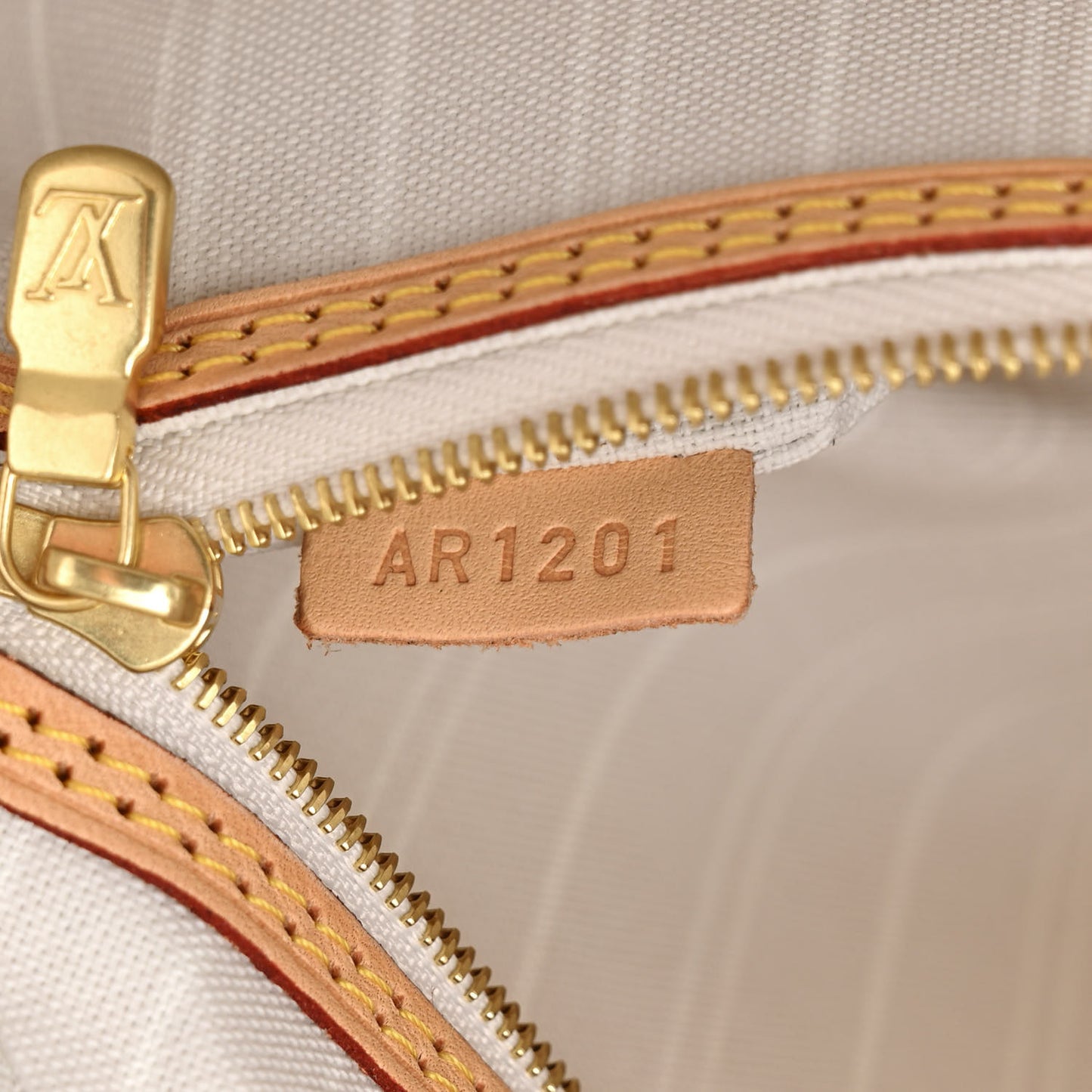 Monogram Giant By The Pool Neverfull MM Brume